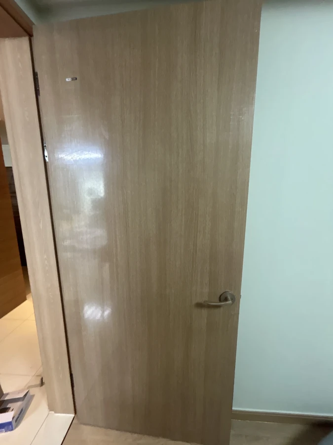 정렬을 맞춰 정리한 실내문 정리 후 상태